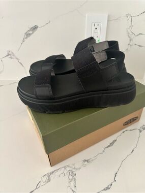 Keen Ella Mia Black Chunky Strap Platform Sandals
